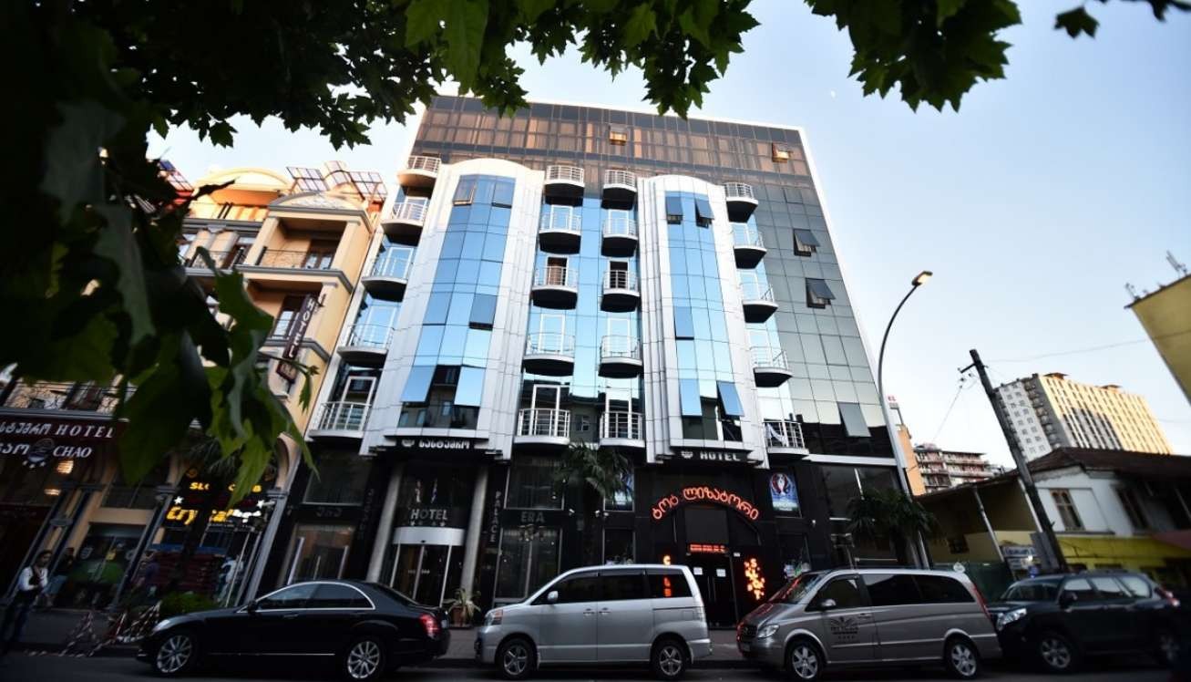 Era Palace Batumi 4*