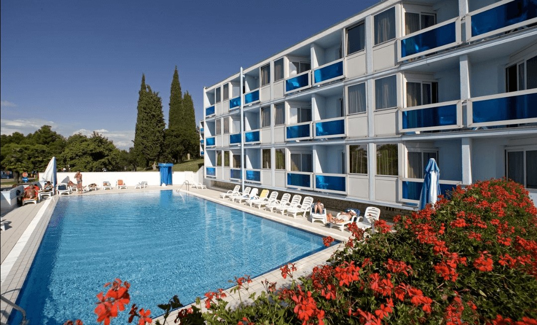 Hotel Plavi Plava Laguna 3*