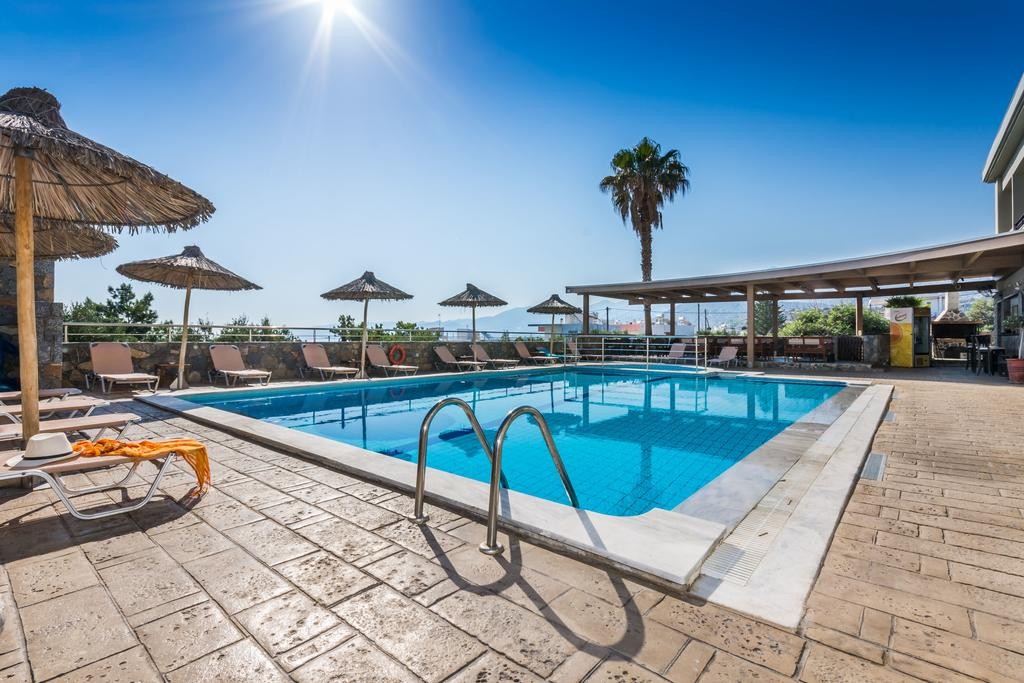 Dias Hotel & Apartments 4*