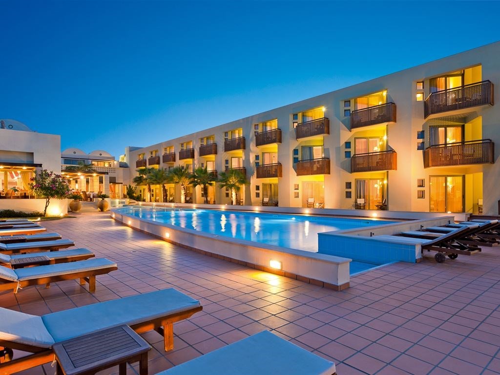 Santa Marina Plaza Giannoulis Hotels 4*