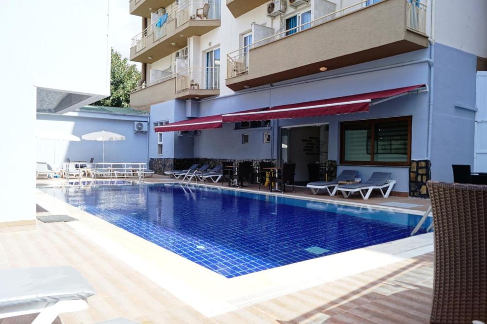 Aslan Corner Hotel 3*