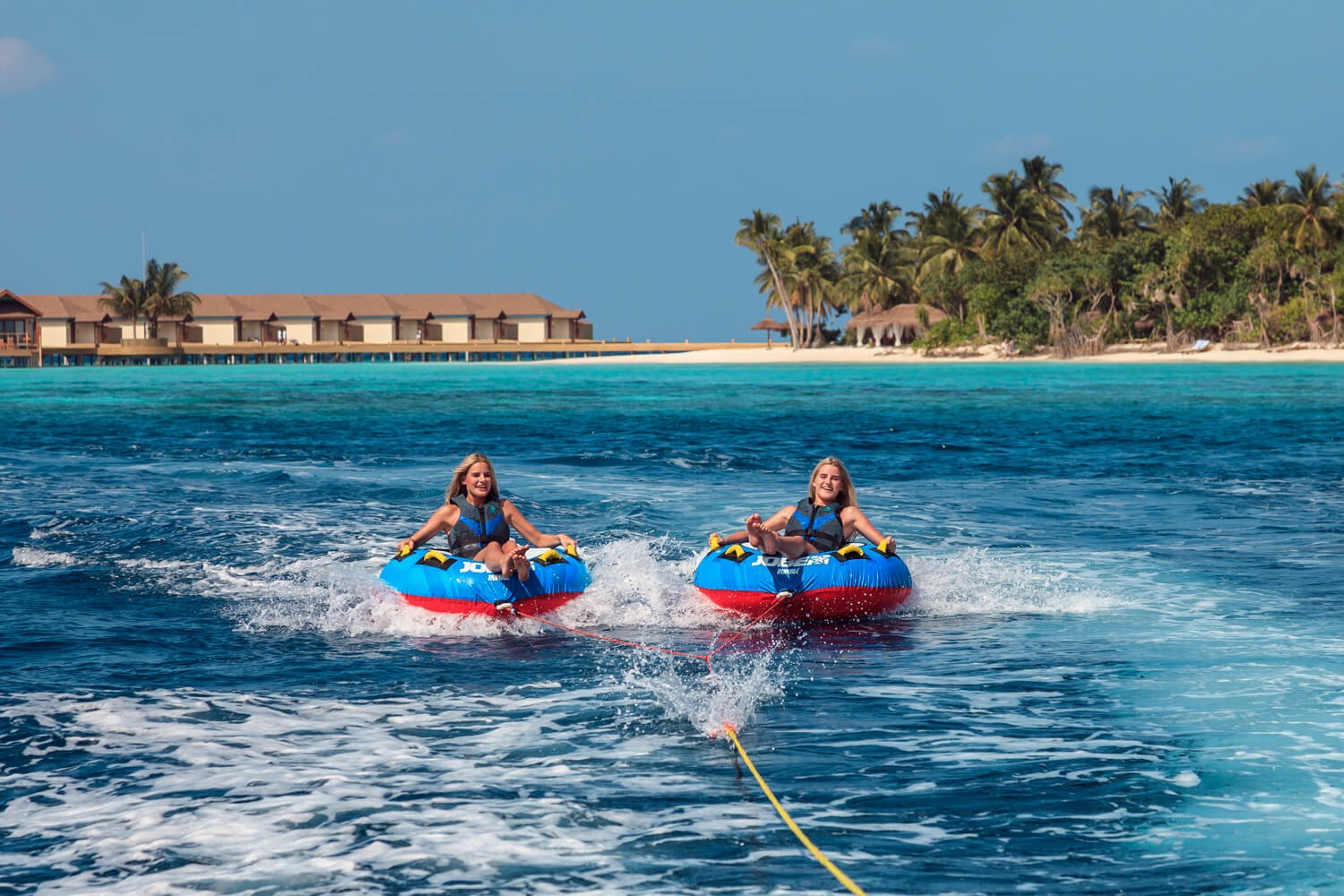 Reethi Faru Resort 4*