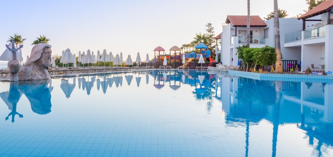 AquaSol Holiday Village 4*