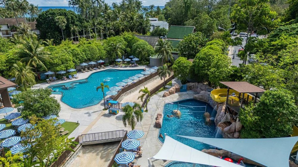 Ozo Phuket 4*