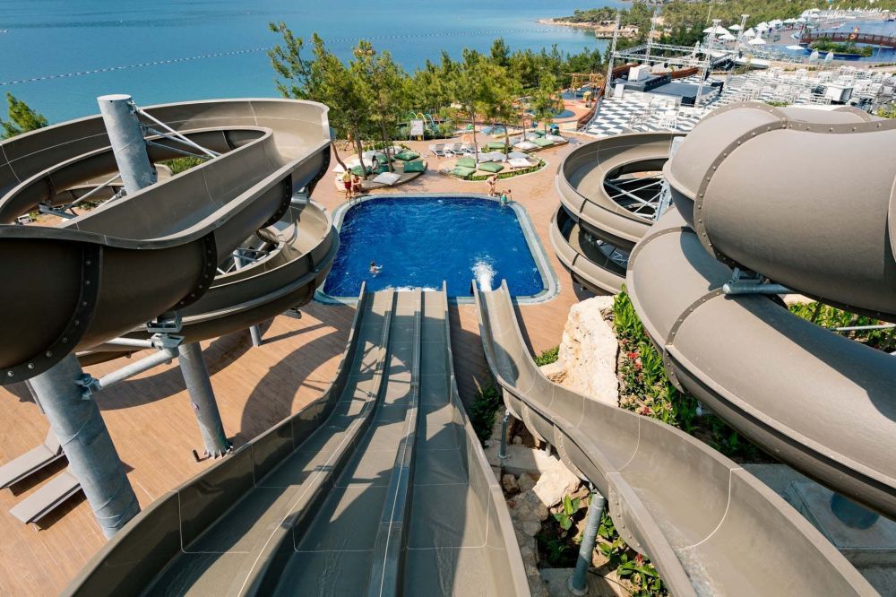 Titanic Deluxe Bodrum Hotel 5*