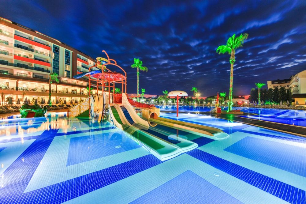 Lonicera World Resort & SPA Ultra All Inclusive (ex. Lonicera World Hotel, Lonicera Resort & SPA) 4*