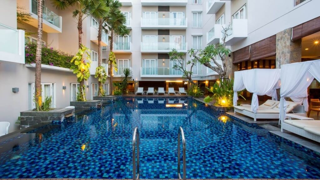 Grand Ixora Kuta Resort 4*