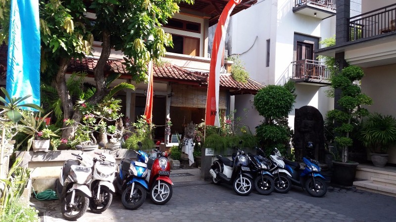 Legian Village 3*