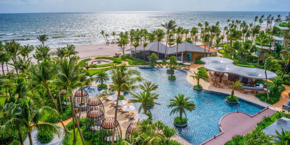 InterContinental Phu Quoc Long Beach Resort 5*