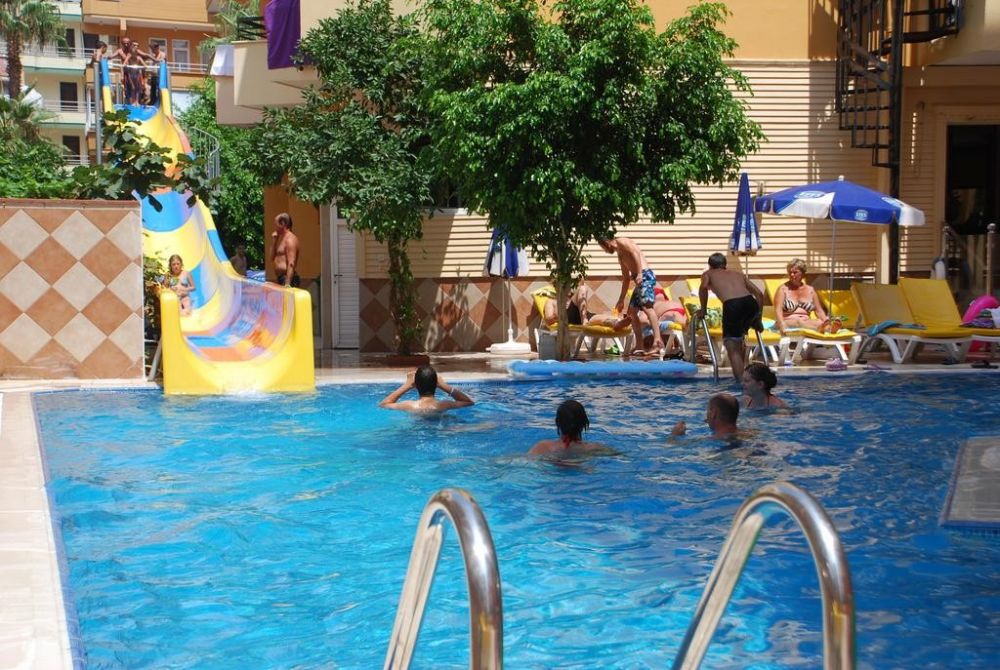 Kleopatra Ikiz Otel 3*