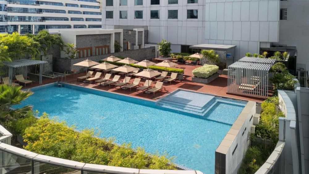 Radisson Blu Plaza Bangkok 5*