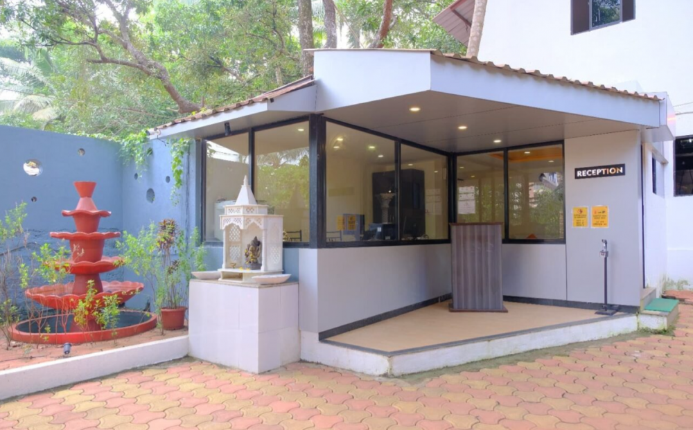 The Byke Royal Pearl (Pure Veg) 2*