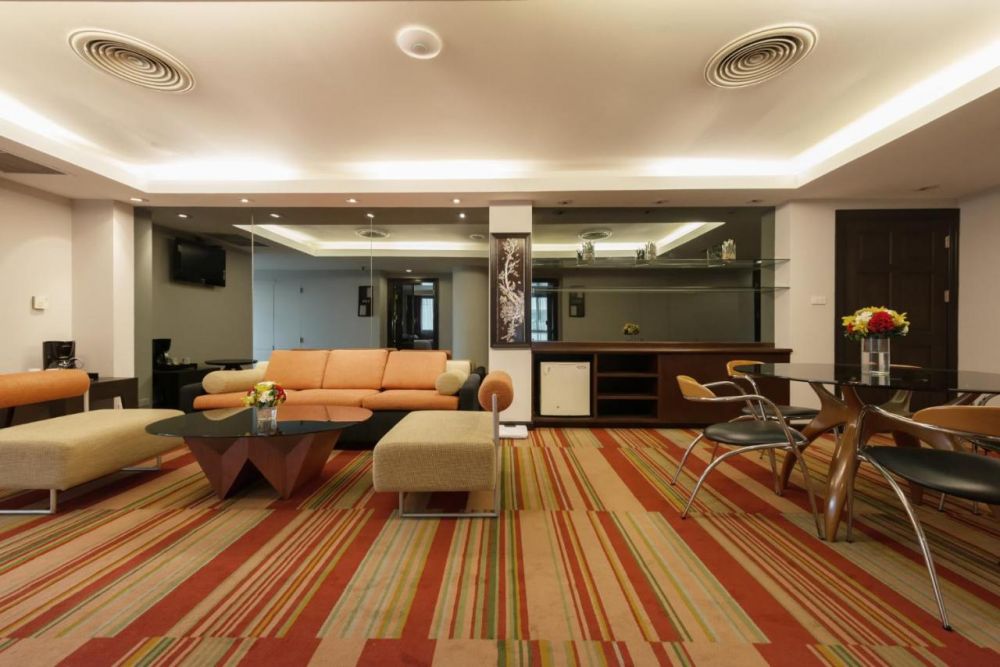 A-One Bangkok Hotel 4*