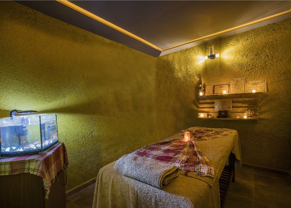 Hawaii Suite Beach Hotel 3*