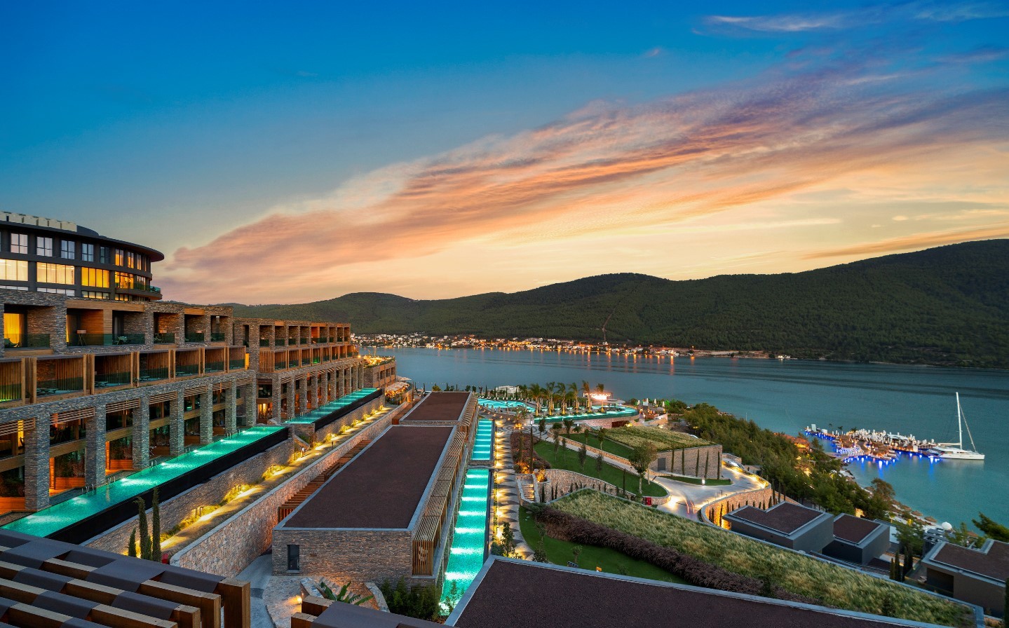 Lujo Hotel Bodrum 5*