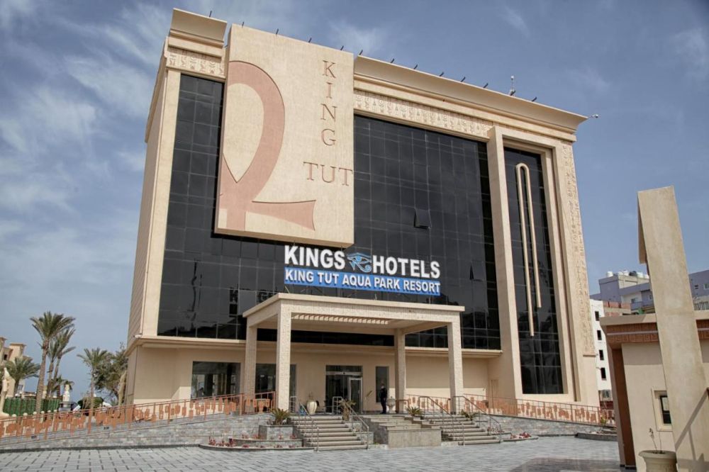 King Tut Aquapark Beach Resort 4*