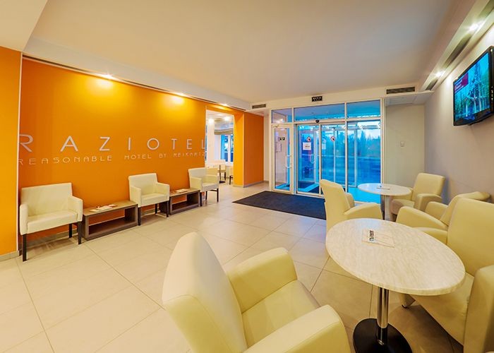 Raziotel м. Бориспольская 3*