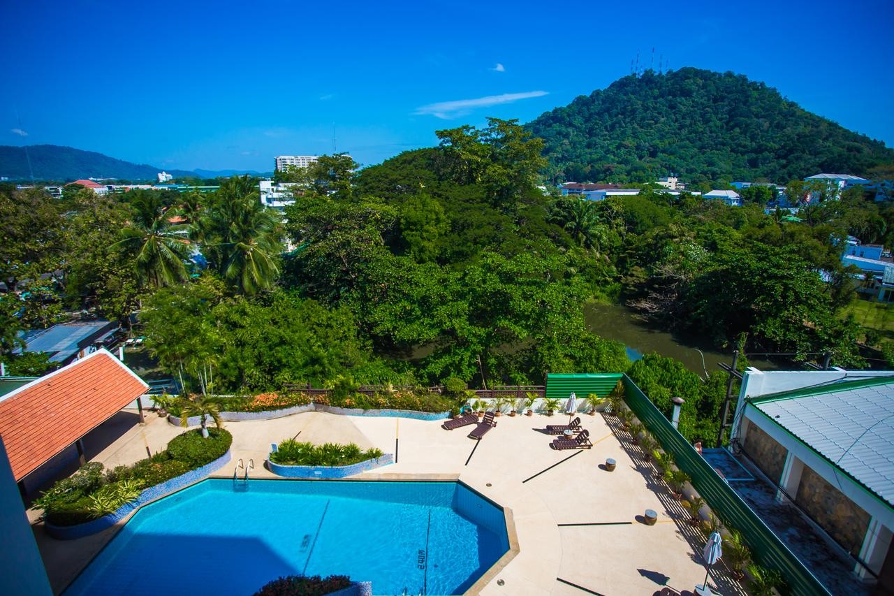 Phuket Merlin Hotel 4*