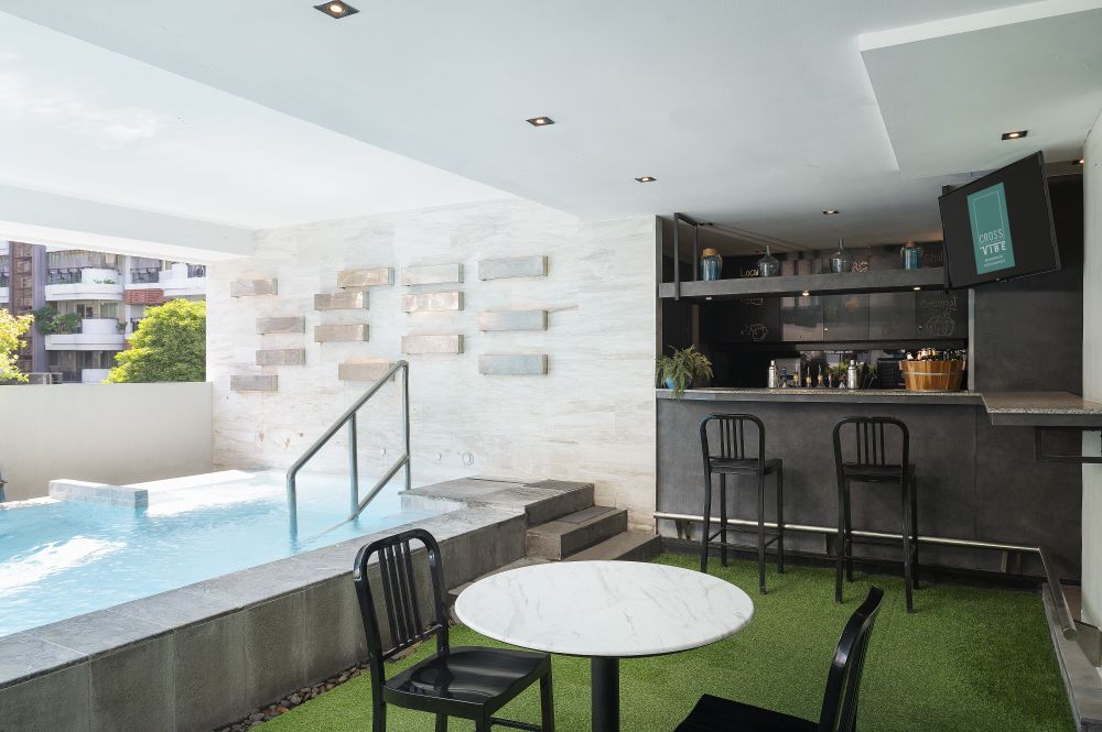 Cross Vibe Bangkok Sukhumvit Hotel 4*