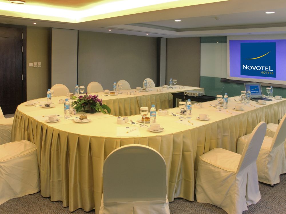 Novotel Rayong Rim Pae Resort 4*