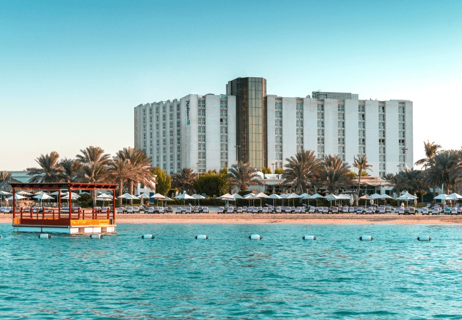 Radisson Blu Hotel & Resort Abu Dhabi Corniche (ex. Hilton Abu Dhabi) 5*