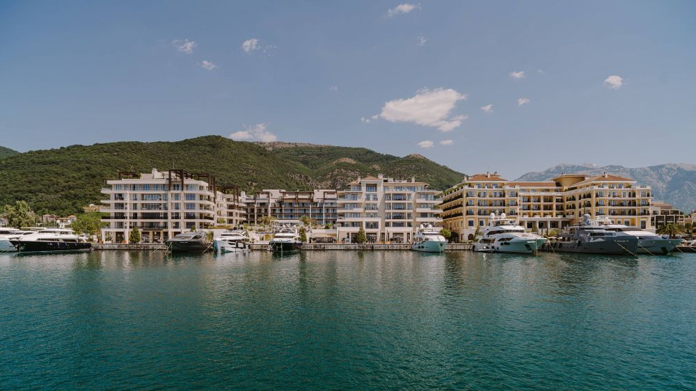 Regent Porto Montenegro 5*