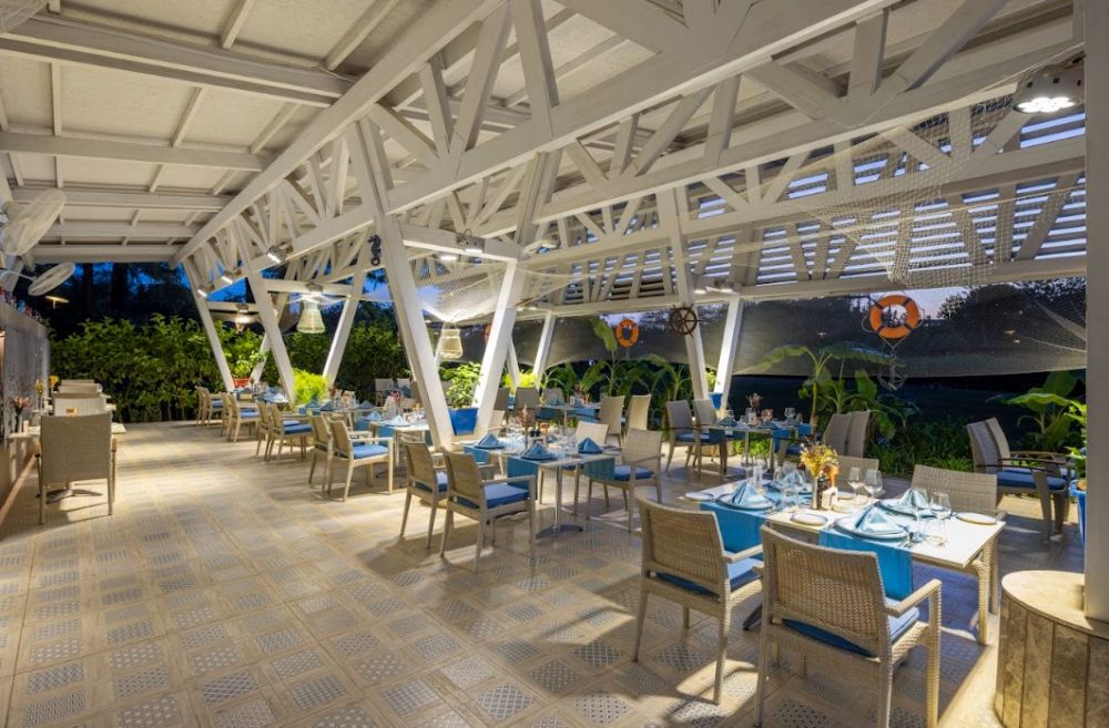 Concorde De Luxe Resort 5*