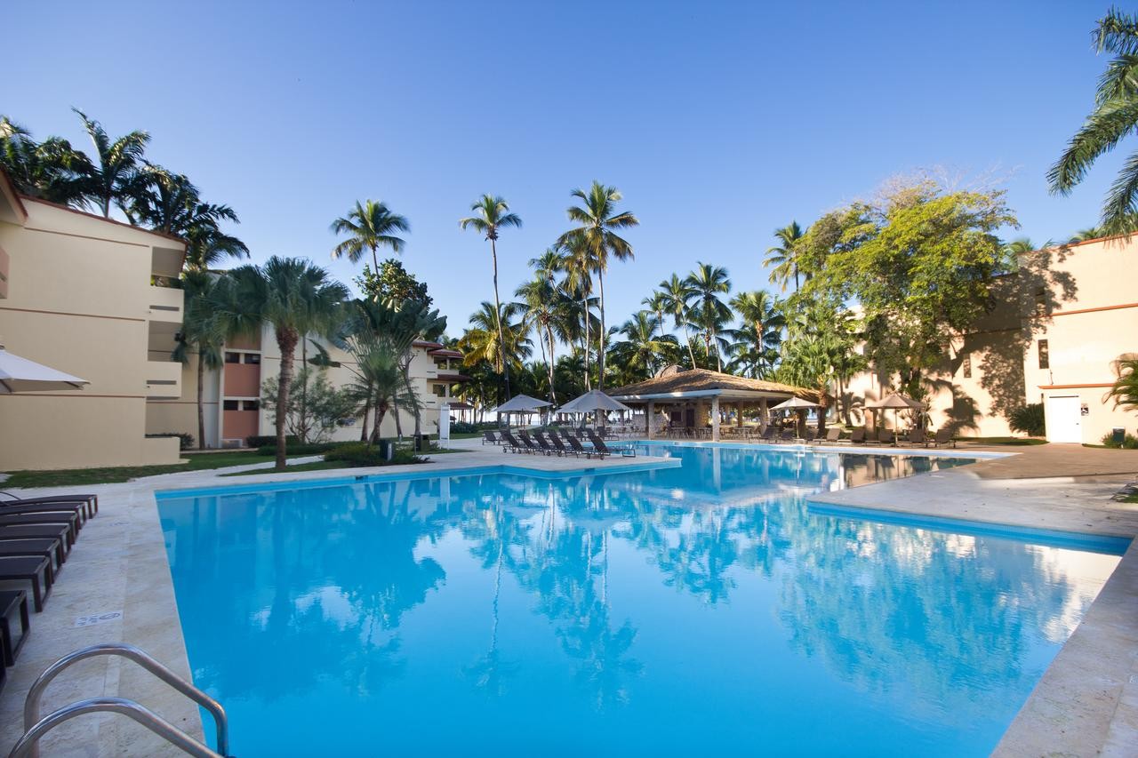 Viva Wyndham Dominicus Beach 4*