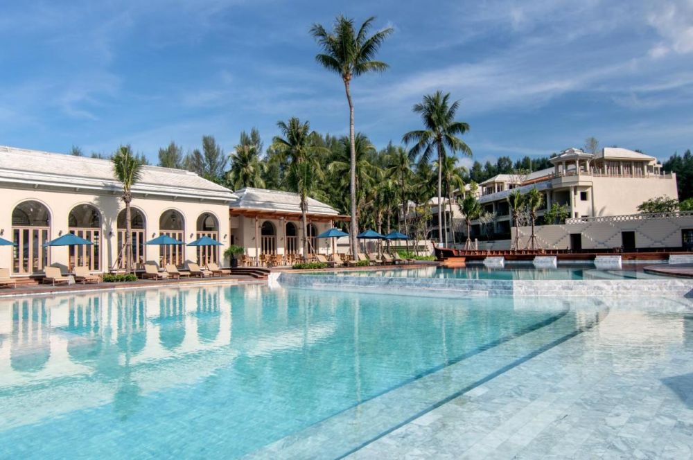 Devasom Khao Lak Beach Resort & Villas 5*