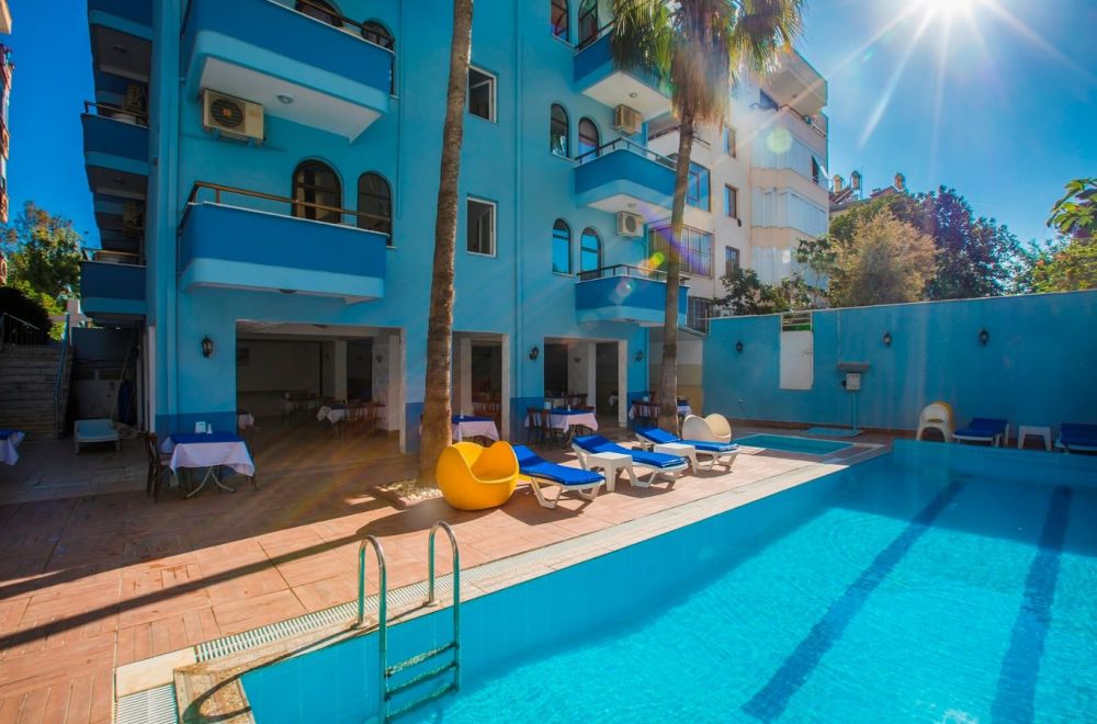 Barhan Beach Hotel 3*