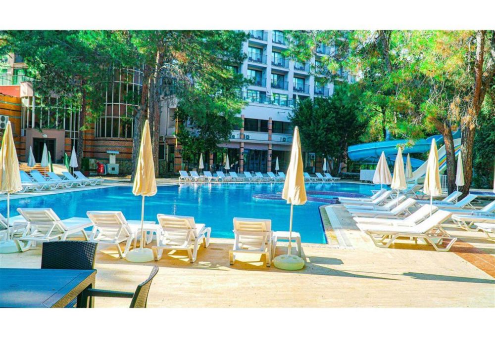 Festıval Natura Hotel 4*