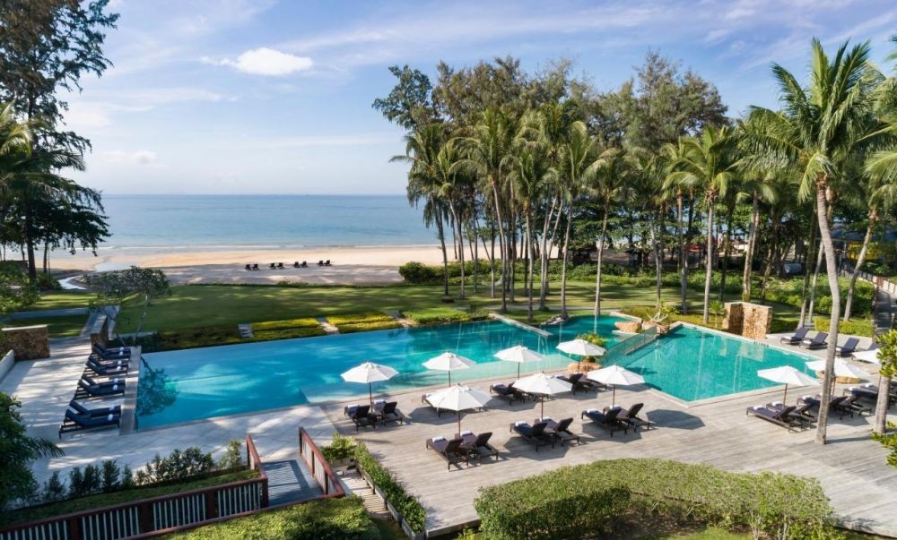 Dusit Thani Krabi Beach Resort 5*