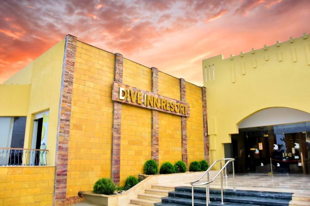 Dive Inn Resort 4*