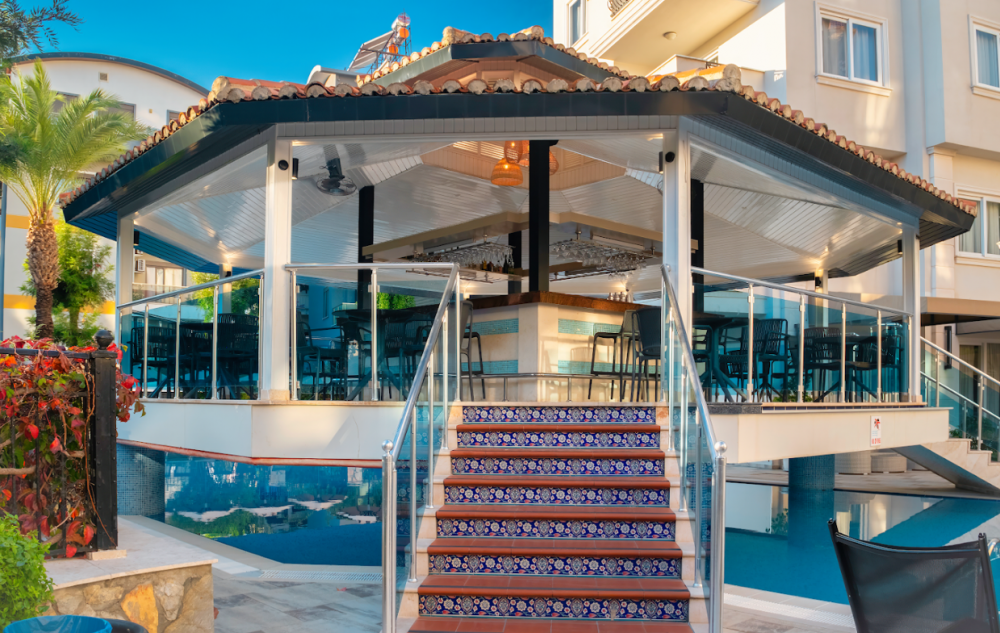 Villa Sun Flower Aparts & Suites 4*