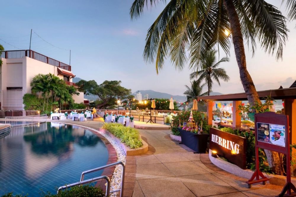 Novotel Phuket Resort Patong 4*