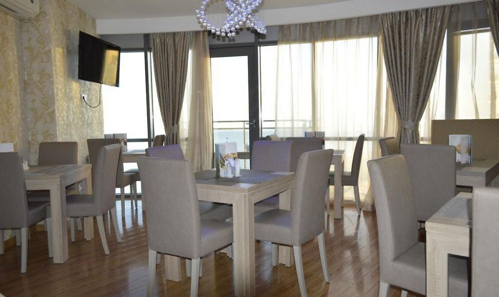 Grand Royal Aparthotel Batumi 