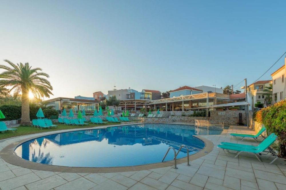 Iolida Village Hotel 4*