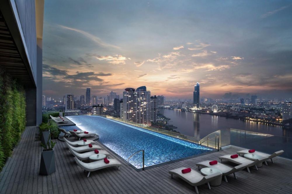 Avani+ Riverside Bangkok 5*