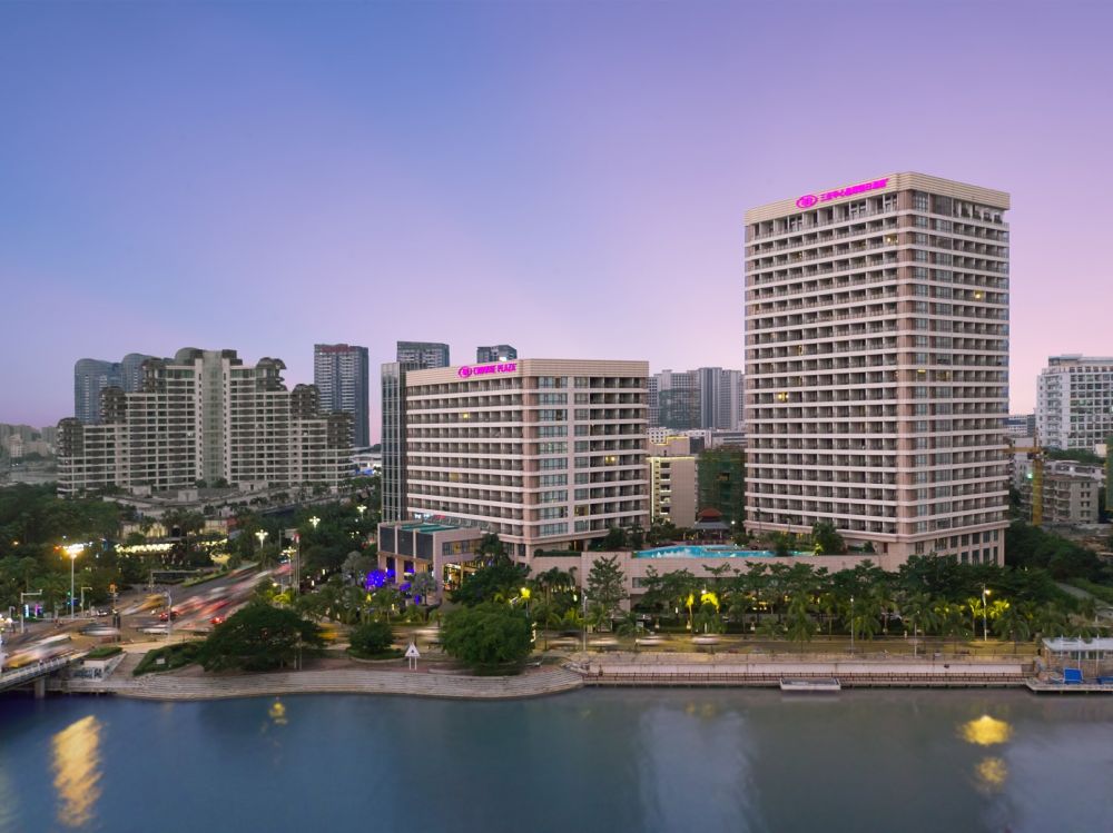 Crowne Plaza Sanya City Center 5*