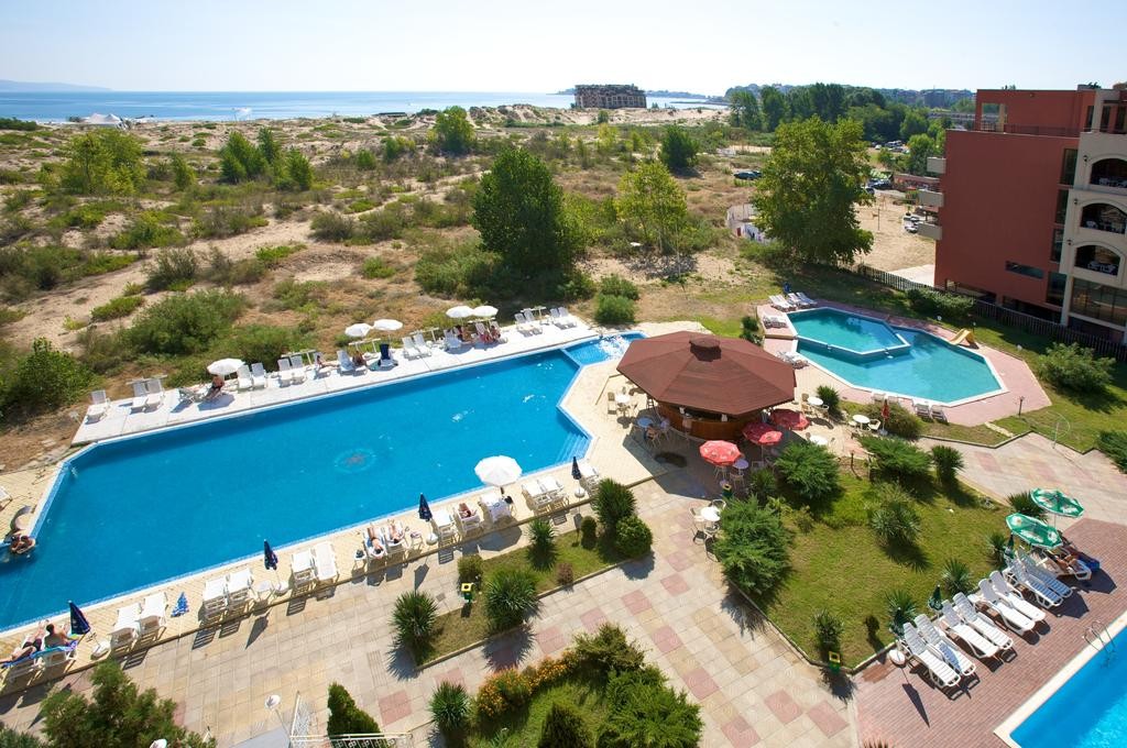 Amfibia Beach 3*