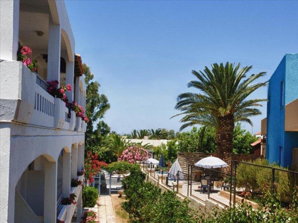 Ariadne Hotel Apartments 2*