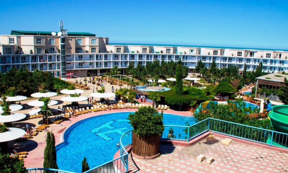 AF Hotel & Aqua Park Novxani 4*