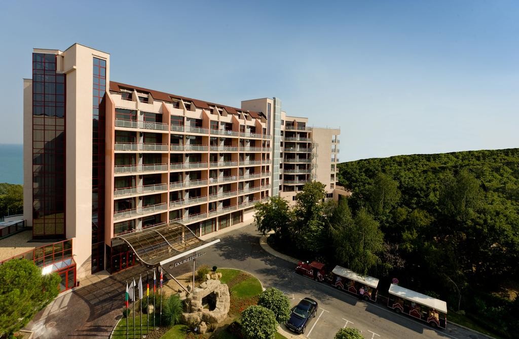 Apollo Golden Sands (ex. Doubletree by Hilton) 4*