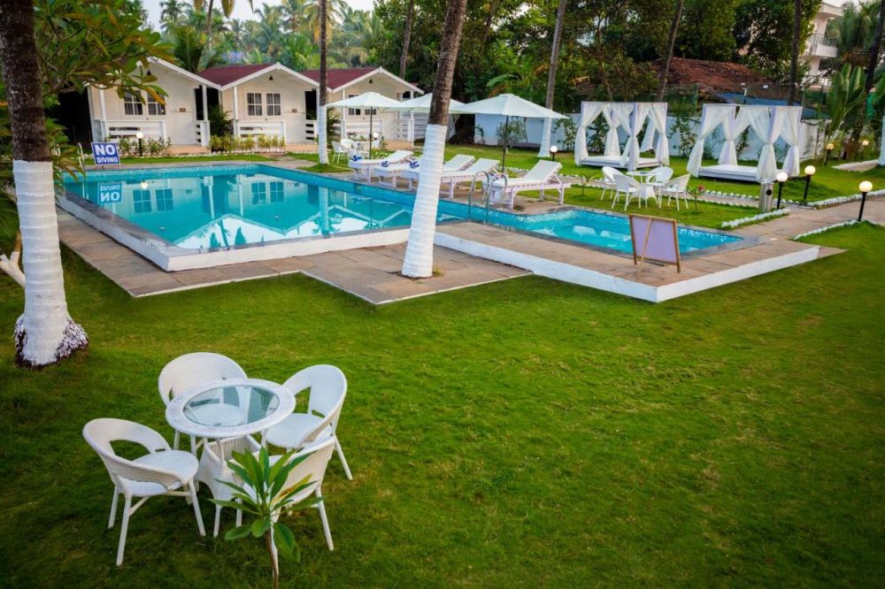 Stone Wood Village Resort Morjim 3*