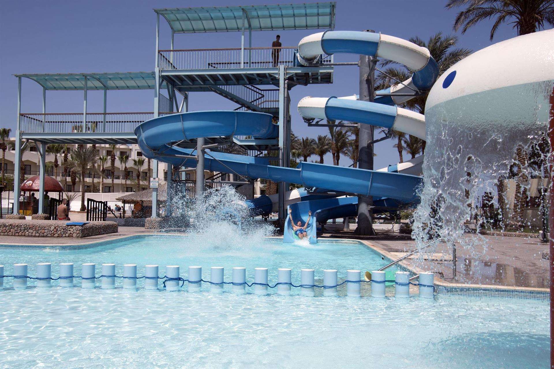 Regina Swiss Inn Resort & Aquapark 4*