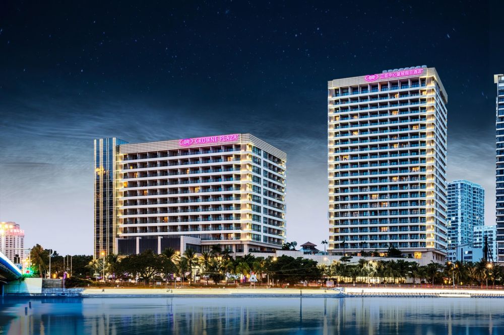 Crowne Plaza Sanya City Center 5*