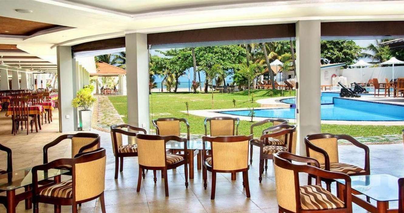 Paradise Beach Hotel Negombo 3*