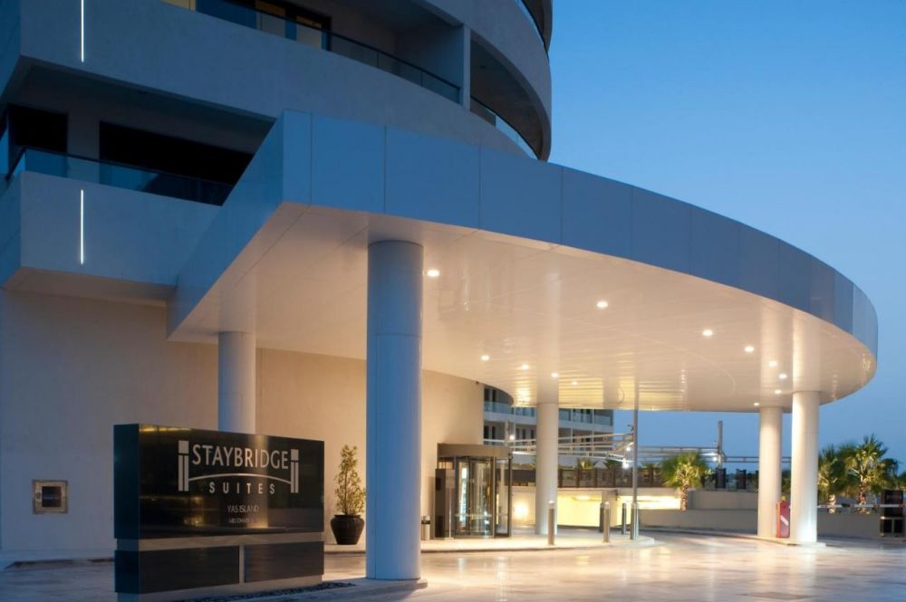 Staybridge Suites Abu Dhabi Yas Island 4*