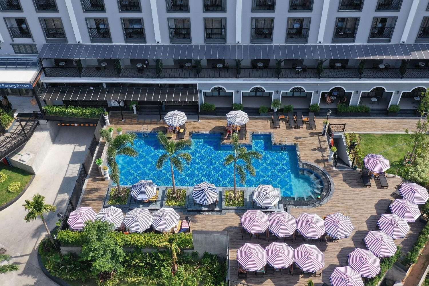 Sawaddi Patong Resort & Spa By Tolani 4*