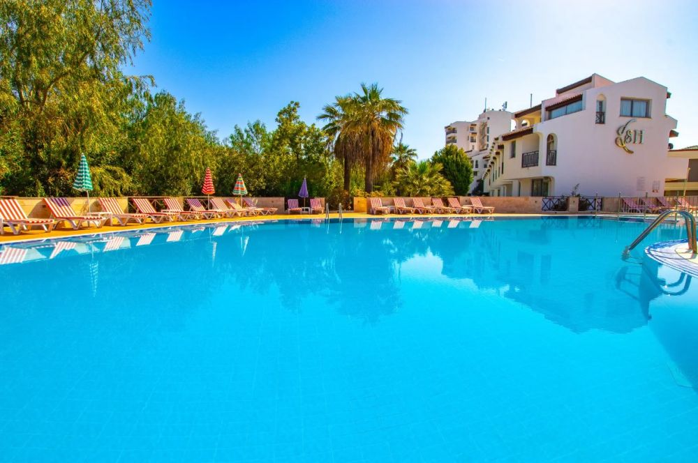 Sentinus Hotel 4*